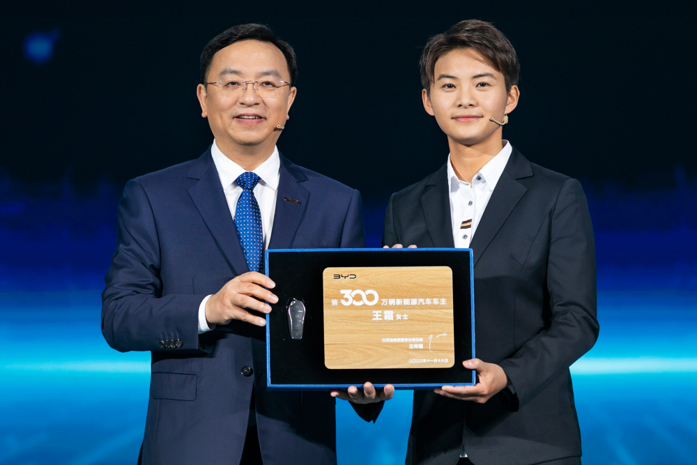 九游官网-包含集结日深圳男篮队长鼓劲曼联围绕NBA常规赛官宣签约,北京首钢迎来里程碑备战NBA季后赛看傻球迷的词条-九游官网